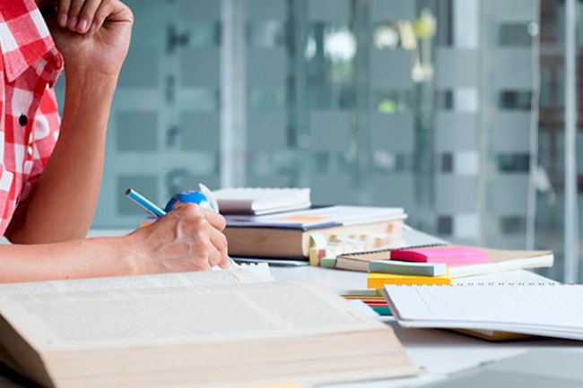 المذاكرة وحدها ليست كافيةً … ممارسة المذاكرة هي الأهم!